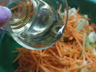 Korejietiški agurkai žiemai Žingsnis 5