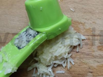 Korejietiški agurkai žiemai Žingsnis 8