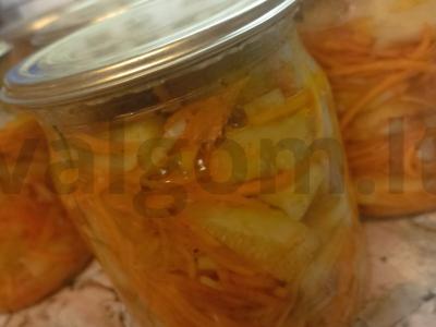 Korejietiški agurkai žiemai pagrindine nuotrauka