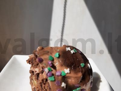 Šokoladinis tortas iš meduolių pagrindine nuotrauka