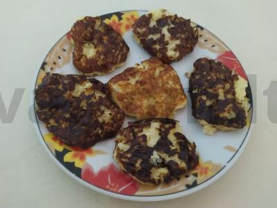 Bananų blynai su kefyro ir grikių tešla pagrindine nuotrauka