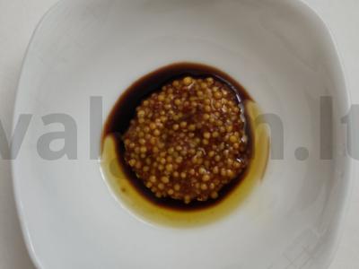 Vegetariškas burrito su konservuotu tunu ir avokadu Žingsnis 2