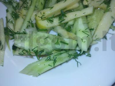 Salotos su agurkais ir obuoliais Žingsnis 6