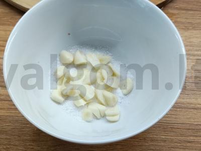 Traškūs sūdyti agurkai Žingsnis 4