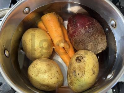 Salotas „Po kailiu“ su silke Žingsnis 1