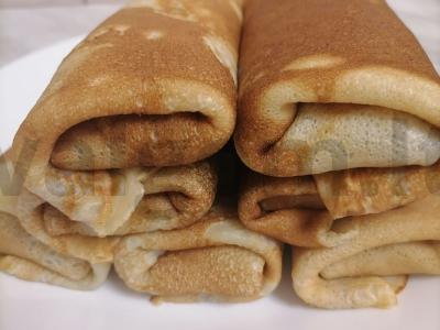 Įdarytos blynai su mėsa pagrindine nuotrauka