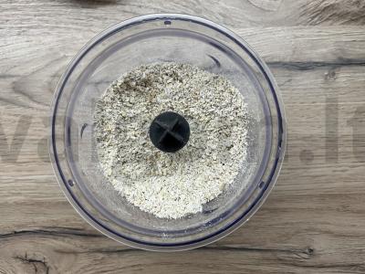 Avižų blynas su daržovėmis ir varškės sūriu Žingsnis 1