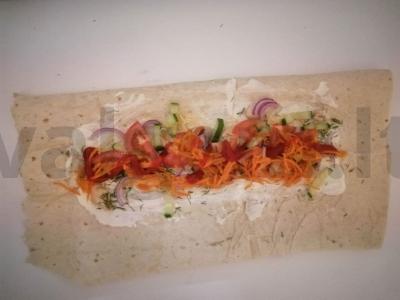 Sultinga vištienos krūtinėlė su daržovėmis ir grietine lavaše Žingsnis 4