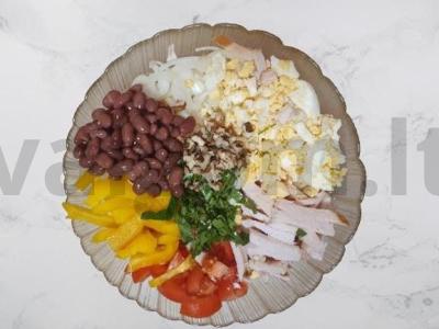 Originalus salotas su rūkytomis vištienos krūtinėlėmis Žingsnis 3