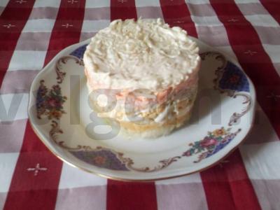 Lengvas salotas su morkomis, kiaušiniu ir sūriu Žingsnis 5