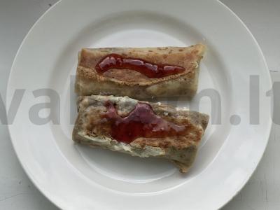 Nalikstnikai su varške pagrindine nuotrauka