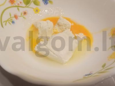 Varškės rutuliukai su cukatais Žingsnis 2