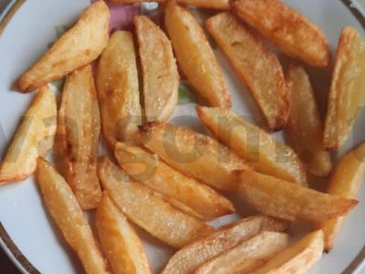 Traškūs bulvių fri su druska pagrindine nuotrauka