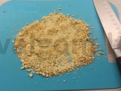 Riešutų saldainiai pieniniame šokolade Žingsnis 1