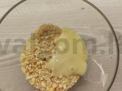 Riešutų saldainiai pieniniame šokolade Žingsnis 3