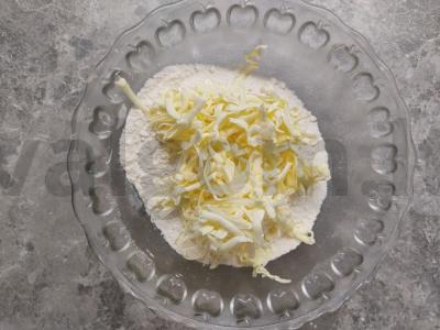 Kepiniai su obuolių džemu iš trapios tešlos Žingsnis 1