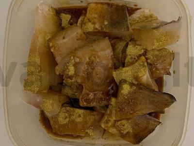 Keptas ešerys kokosų piene su sūriu Žingsnis 1