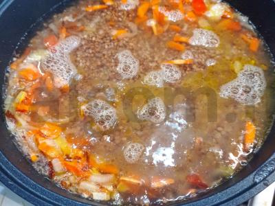 Vegetariška grikių košė su daržovėmis Žingsnis 4