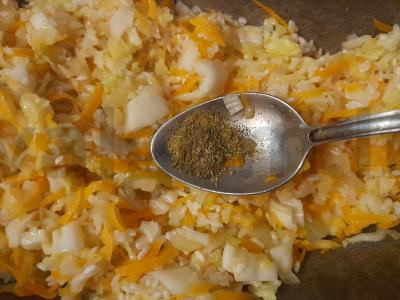 Švelnus ryžiai su vištiena ir Pekino kopūstu Žingsnis 4