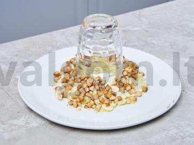 Salotas „Velykinis vainikas“ Žingsnis 2