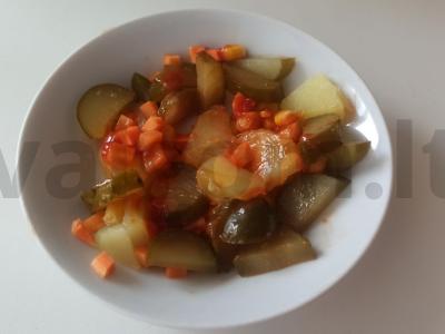 Salotas „Kukurūzų fantazija“ pagrindine nuotrauka