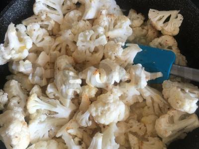 Žiedinė kopūstai sūryje Žingsnis 4