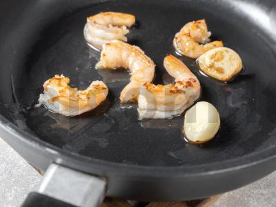 Jūros gėrybių paelija Žingsnis 1