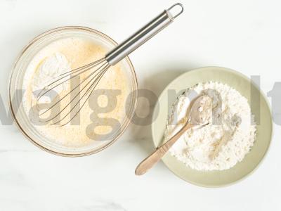 Obuolių biskvitas Žingsnis 3