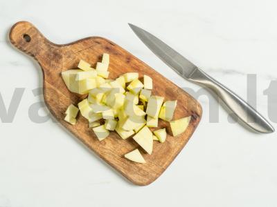 Obuolių biskvitas Žingsnis 4