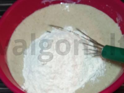 Ruginės tešlos keksiukas Žingsnis 1