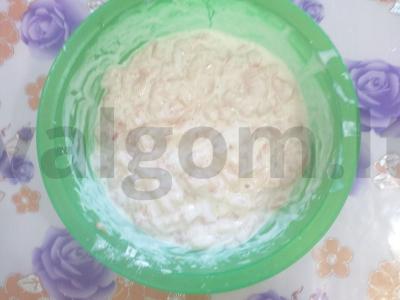 Švelnios smulkintos vištienos kotletai su kefyru Žingsnis 2