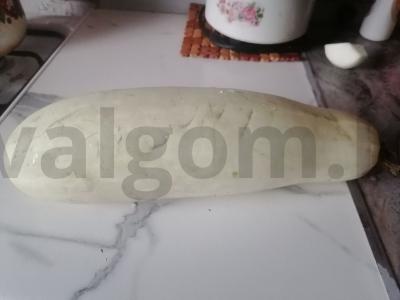 Įdaryti cukinijos su adžika ir pomidorų pasta Žingsnis 1