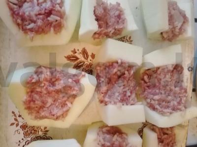 Įdaryti cukinijos su adžika ir pomidorų pasta Žingsnis 4