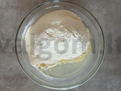 Vegetariška galletė su slyvomis Žingsnis 2