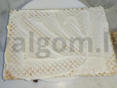 Greitas grietinės tortas iš vaflinių lakštų Žingsnis 2