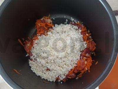 Kepinys multivarke su kiauliena ir prieskoniais Žingsnis 7