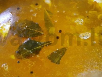 Upėtakio sriuba pagrindine nuotrauka