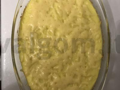 Bulvių apkepas su faršu ir pomidorais pagrindine nuotrauka