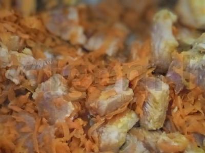 Plovas su mėsa ir šalotų svogūnais Žingsnis 1