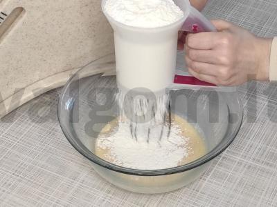 Šventinis kulichas su riešutų įdaru Žingsnis 2