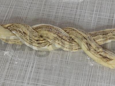 Šventinis kulichas su riešutų įdaru Žingsnis 5