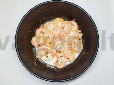 Aštrūs krevetės su kokosų pienu Žingsnis 2