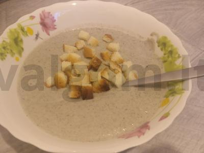 Grybų krem-supė pagrindine nuotrauka