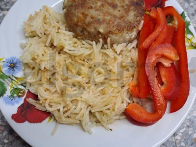 Linksmi kotletai pagrindine nuotrauka