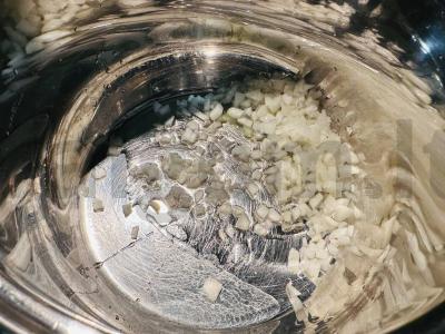 Aštrus „Tom Yum“ sriuba su krevetėmis Žingsnis 3