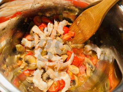 Aštrus „Tom Yum“ sriuba su krevetėmis Žingsnis 5