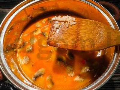 Aštrus „Tom Yum“ sriuba su krevetėmis Žingsnis 8