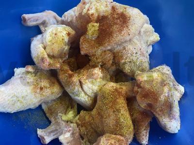 Vištienos sparneliai su kaimiškais bulvėmis Žingsnis 2