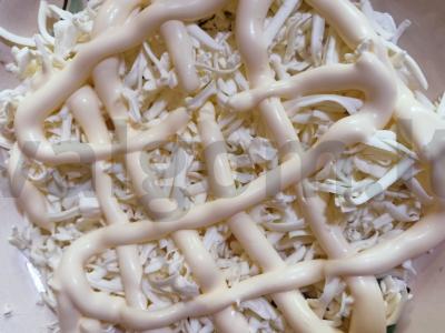 Salotas „Nježenka“ su lydytu sūriu ir obuoliu Žingsnis 3