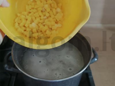 Indėnų faršo kukulių sriuba Žingsnis 2